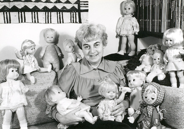 With mattel dolls, ca 1979 (ls)