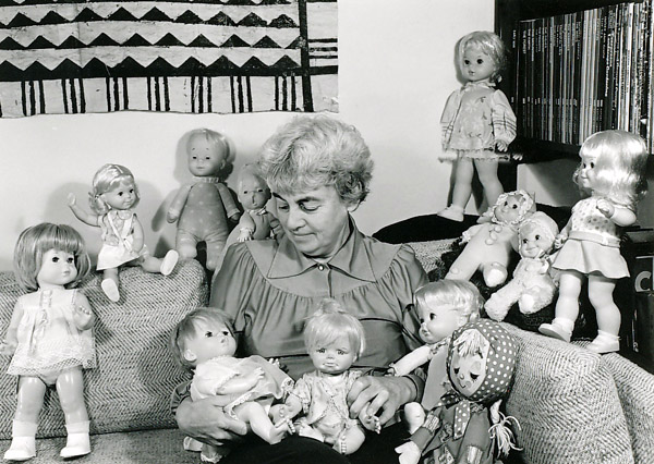 With Mattel Dolls, 1979 (ss)